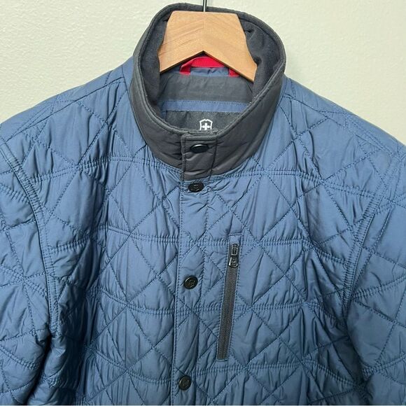 Victorinox Navy Blue Bernhold Quilted Jacket Small Original Swiss Army Knife - Picture 5 of 15